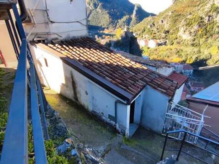 Appartamento quadrilocale in vendita in Via Torretta, Centro, Orsomarso