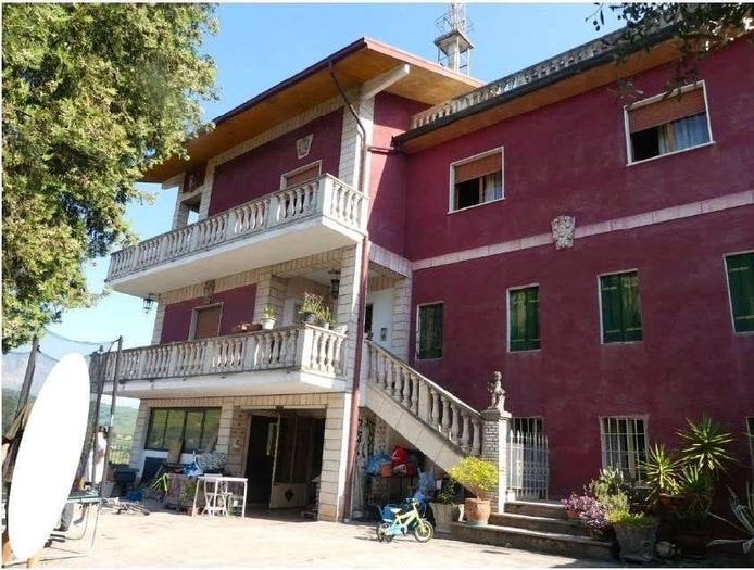 Casa con 6 locali in vendita in Via della Fontana, Centro, Monteforte d'Alpone