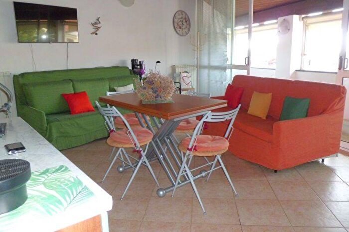 Appartamento bilocale in vendita in Via Aurelia, Centro, Ceriale