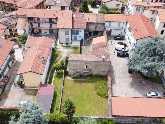 Casa con 6 locali in vendita in Via Ceresoli, Centro, Capriate San Gervasio