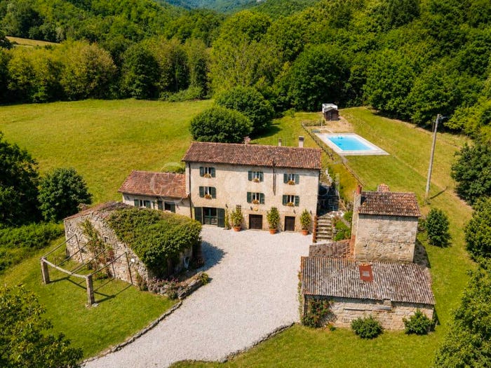 Casa con 6 locali in vendita in Strada Provinciale di Via Minima, Cortona