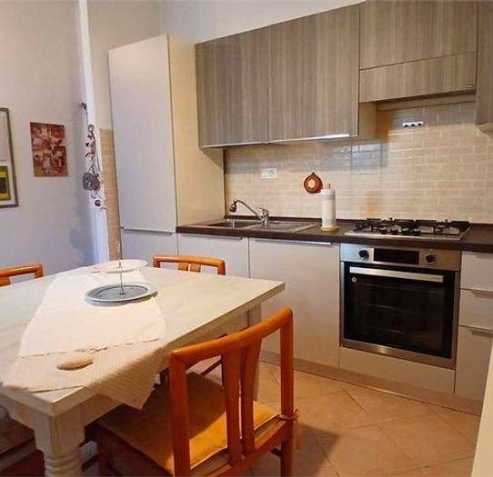 Appartamento trilocale in vendita in Via Rigossa, Cava, Forlì