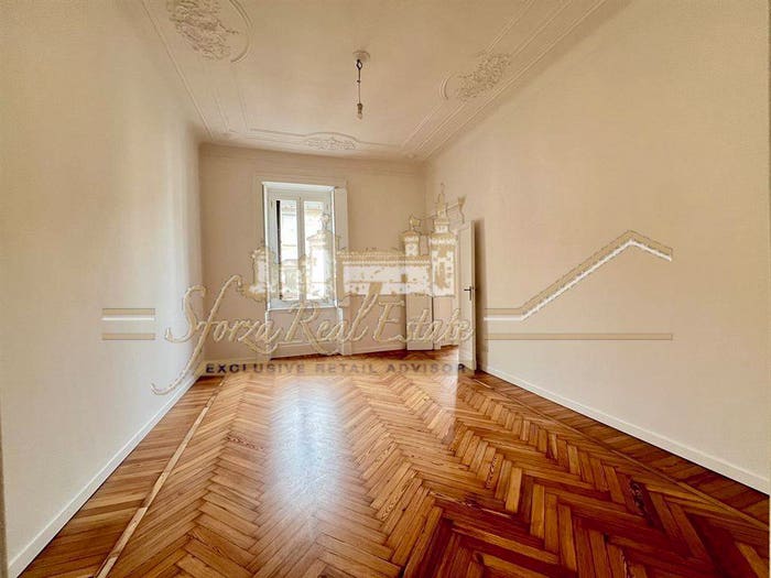 Appartamento quadrilocale in affitto in Via Spartaco, Montenero, Milano