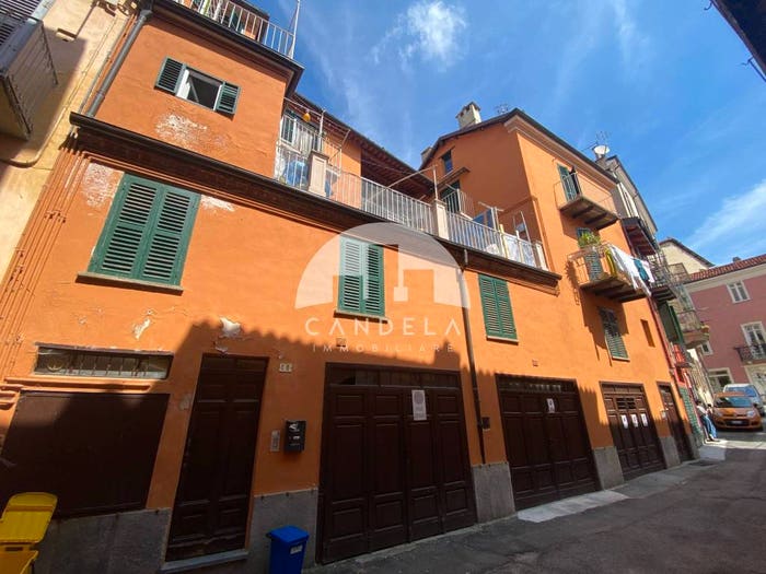 Casa con 6 locali in vendita in Via Massacra', Piazza, Mondovì