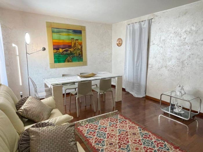 Appartamento trilocale in affitto in Via Ponte di Pietra, Centro Storico, Verona