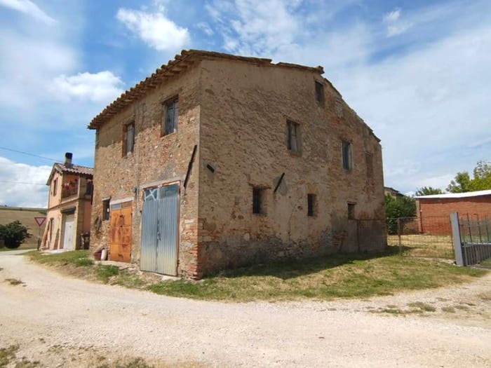 Casa con 6 locali in vendita in Vocabolo Valterozzi, Marsciano