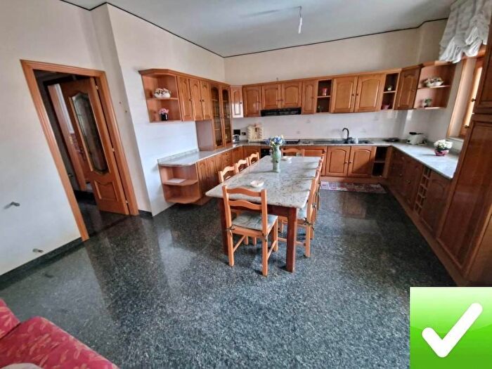 Appartamento quadrilocale in vendita in Via Padre Pio, Reggio Calabria