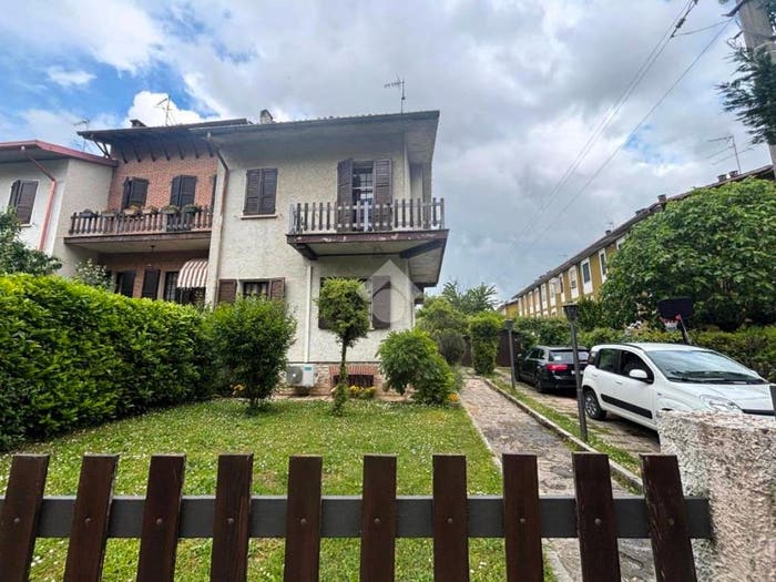 Casa quadrilocale in vendita in Via Paolo Bentivoglio, Cittadella Colle Aperto, Mantova