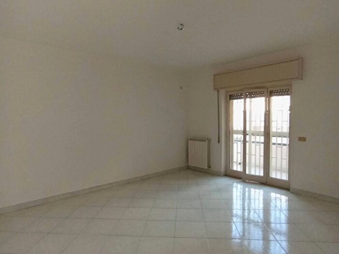 Appartamento trilocale in vendita in Viale delle Medaglie d'Oro, Caserta