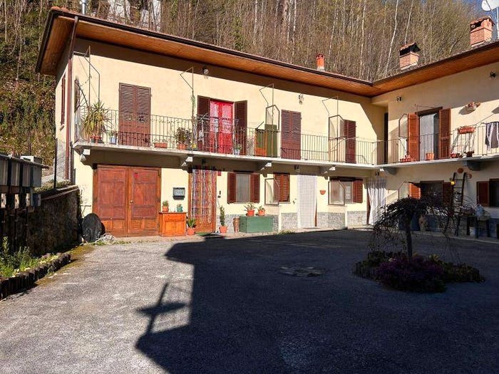 Casa bilocale in vendita in Via Provinciale San Bartolomeo, Centro, Chiusa di Pesio