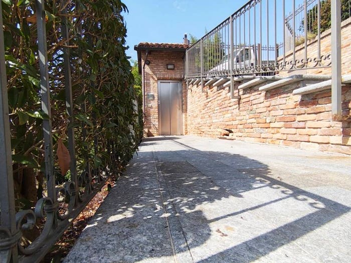 Appartamento con 5 locali in vendita in Viale Giuseppe Mellano, Centro, Fossano
