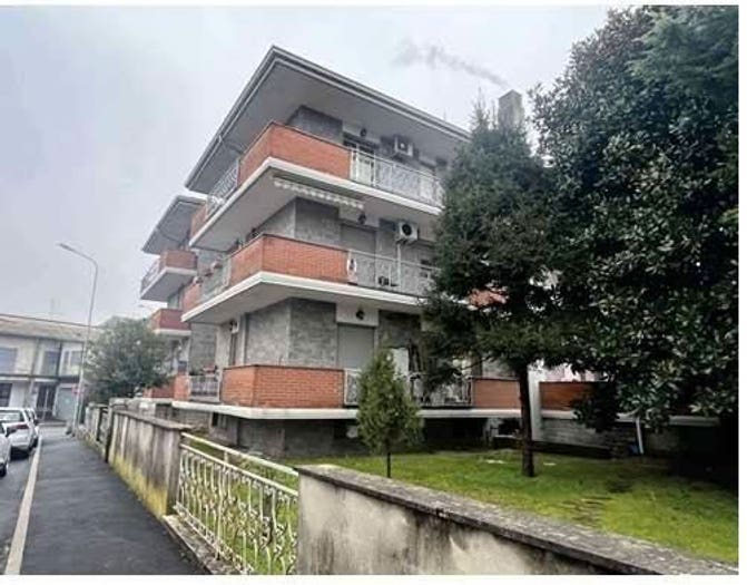 Appartamento quadrilocale in vendita in Via Mascagni, Cerano