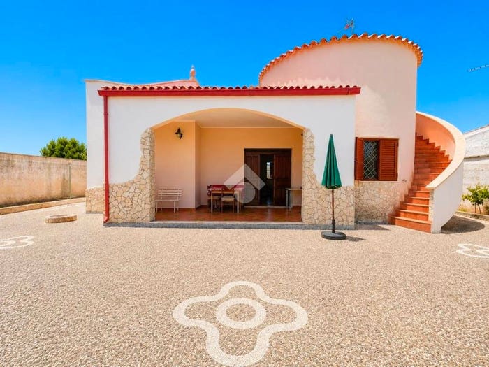 Casa con 6 locali in vendita in Via degli Scampi, Torre Chianca, Lecce