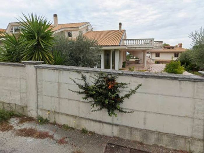 Casa con 6 locali in vendita in Via Mario Colella, Città Sant'Angelo