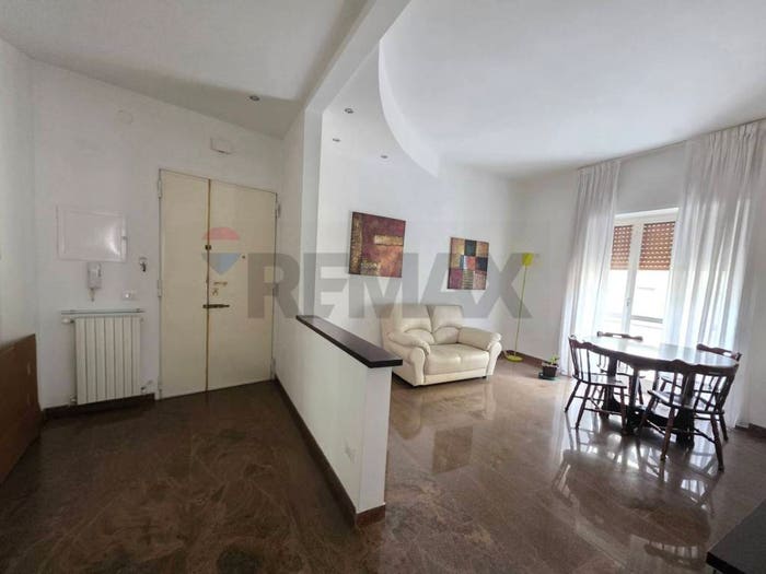 Appartamento quadrilocale in vendita in Via Francesco Saverio Nitti, Centro, Cosenza