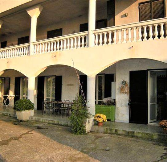 Casa con 6 locali in vendita in Via Pilato, Centro, Formia