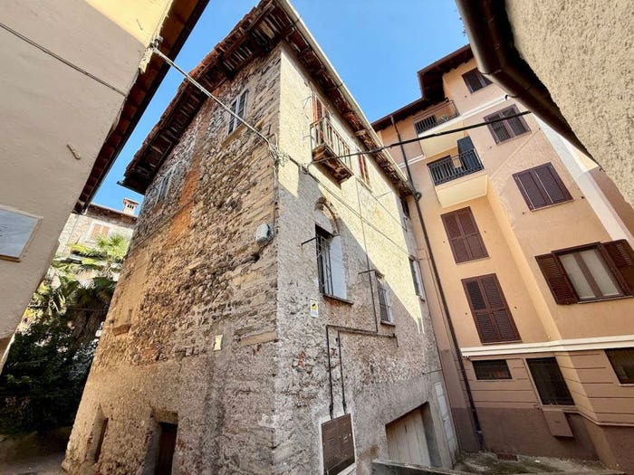 Appartamento trilocale in vendita in Via Sale, Gravedona, Gravedona ed Uniti