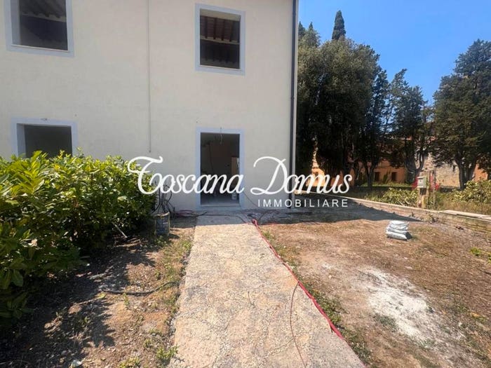 Casa con 6 locali in vendita in Str di Salteano, Asciano