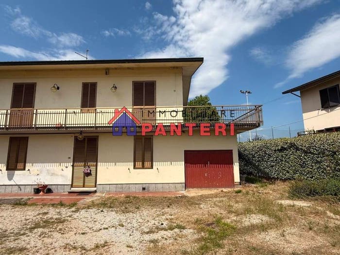 Casa con 6 locali in vendita in Via L Giannini, Pieve a Nievole