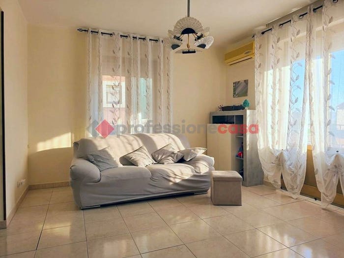 Appartamento quadrilocale in vendita in Via Francesco Crispi, Centro Storico, Catania