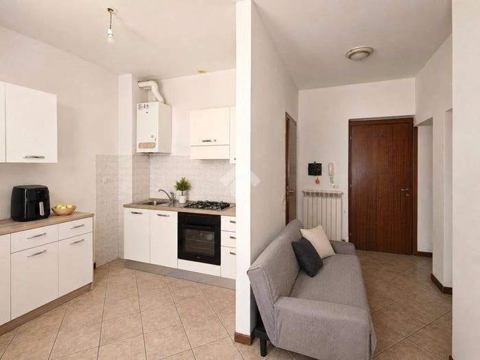 Appartamento trilocale in vendita in Via Maurizio Quadrio, Centro Storico, Foligno