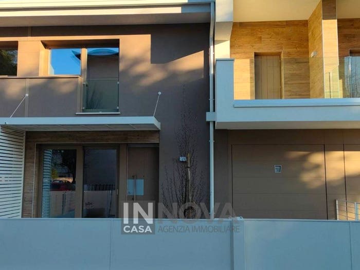 Casa trilocale in vendita in Via Adolfo Battaggia, Centro, Mogliano Veneto