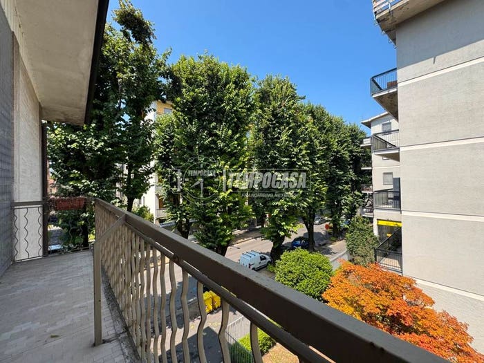 Appartamento trilocale in vendita in Corso Giuseppe Mazzini, Braila Stazione, Lodi