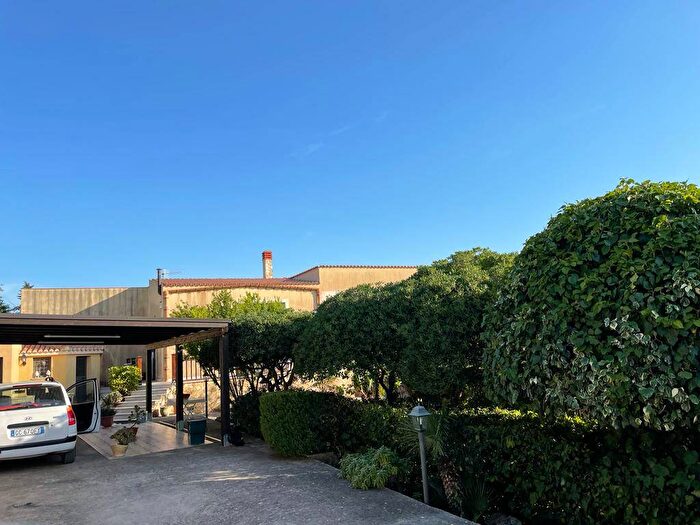Casa trilocale in vendita in Via Ragosia, Centro, Valderice