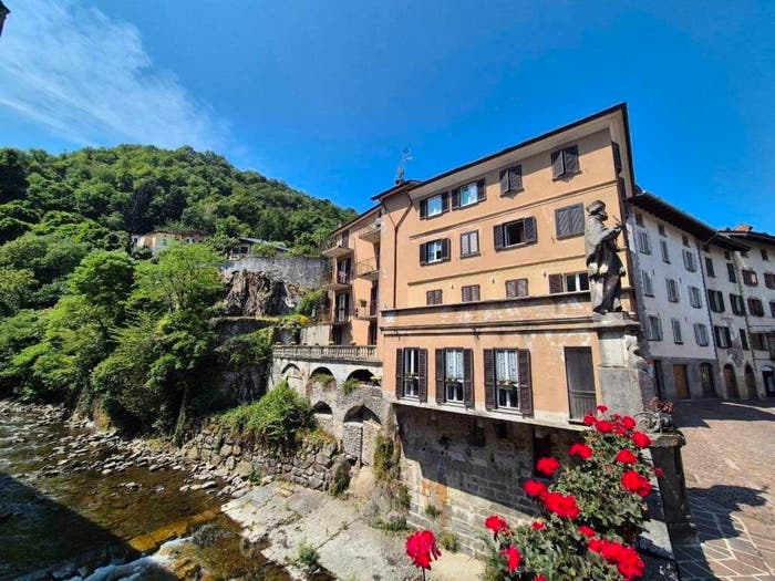 Appartamento quadrilocale in vendita in Vicolo Nani, Centro, Morbegno