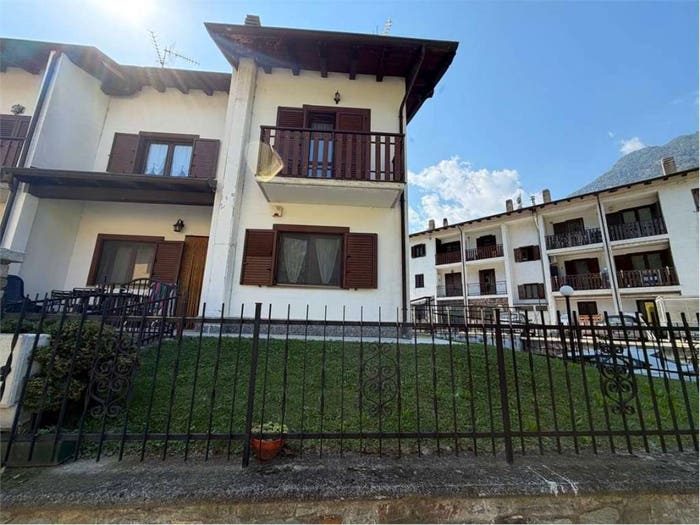 Casa con 6 locali in vendita in frazione lillaz, Berriaz, Montjovet