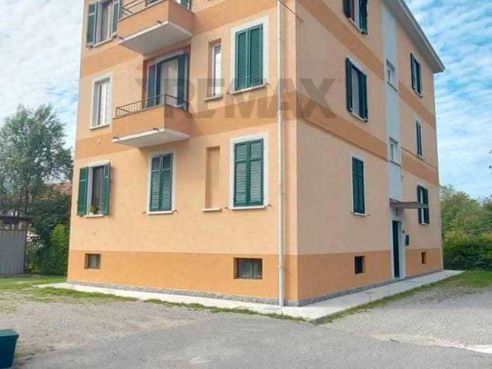 Appartamento bilocale in vendita in Via Motti, Gemonio