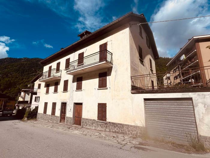 Casa quadrilocale in vendita in Via Roma, Centro, Crodo