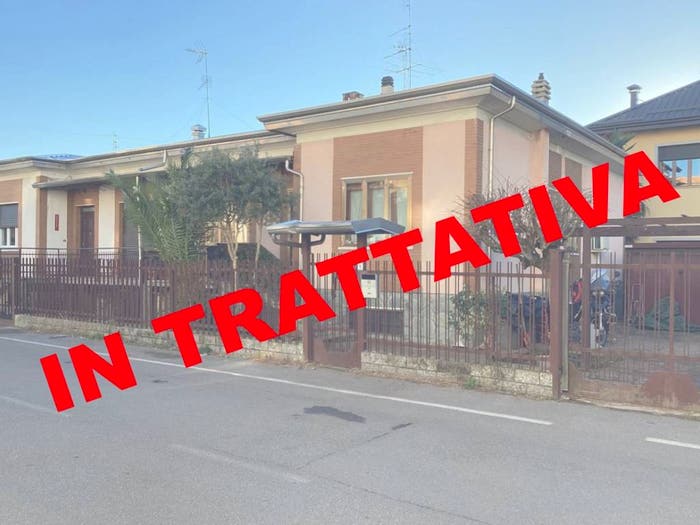 Casa trilocale in vendita in Via Cuneo, Canegrate