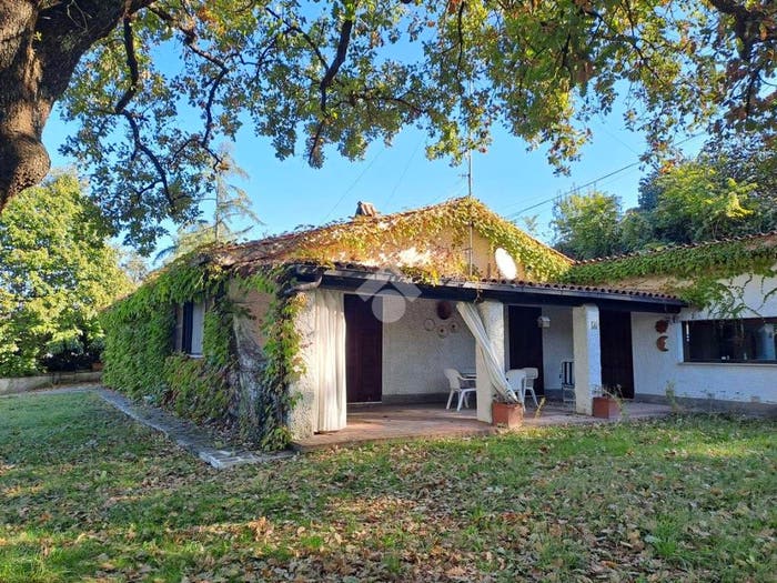 Casa con 5 locali in vendita in Via Monte Cervino, Montelarco, Rignano Flaminio
