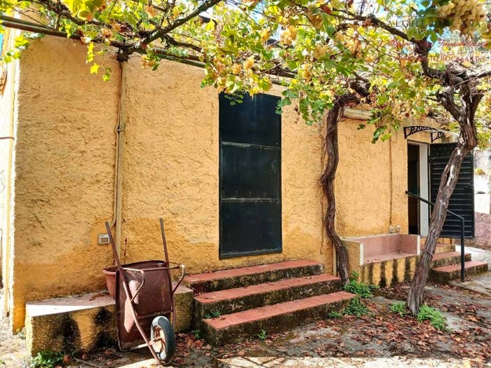 Casa bilocale in vendita in Strada Consortile Sant'Anna Pollina, Mercede Calabona, Alghero
