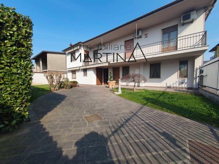 Casa con 6 locali in vendita in Via Indipendenza, Mornico al Serio
