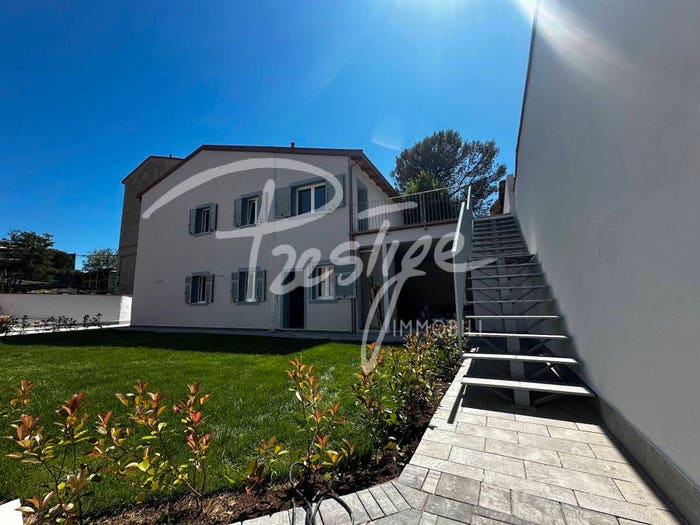 Appartamento quadrilocale in vendita in Via Lunigiana, Kennedy Mazzetta, La Spezia