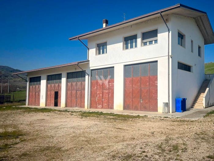 Casa trilocale in vendita in Lupara