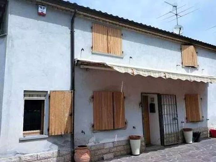 Appartamento con 6 locali in vendita in Tavernelle, Colli al Metauro