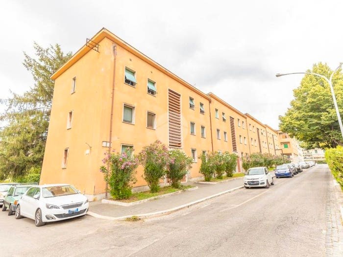 Appartamento trilocale in vendita in Viale Leonardo da Vinci, Centro, Guidonia Montecelio