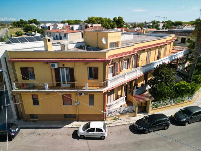 Appartamento con 5 locali in vendita in Via Silvio Pellico, Fragagnano