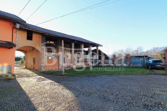 Casa quadrilocale in vendita in Via John Fitzgerald Kennedy, Cerrione