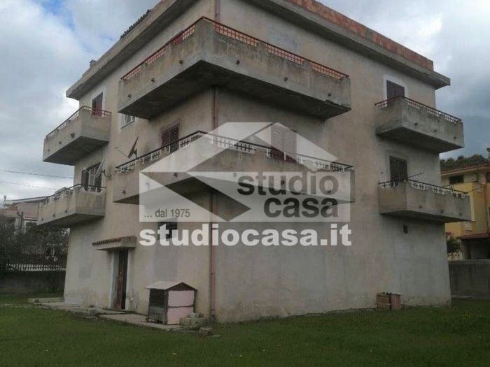 Casa con 6 locali in vendita in Zona Capo Rizzuto Apriglianello Papanice, Crotone