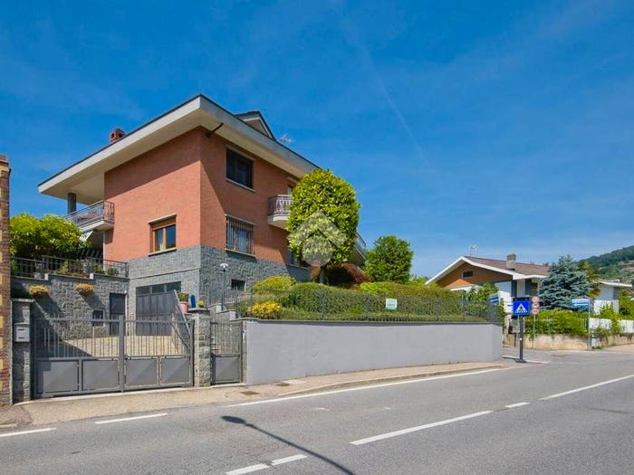 Casa con 6 locali in vendita in Via Circonvallazione, Pecetto Torinese
