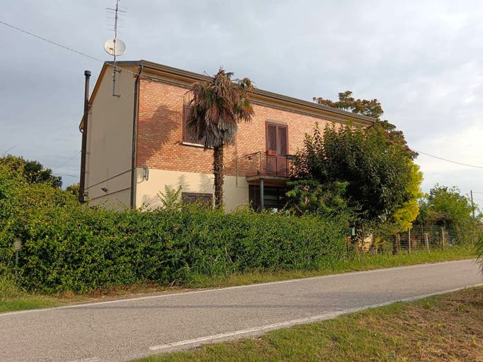Casa con 6 locali in vendita in Via Fiume Vecchio, Alfonsine