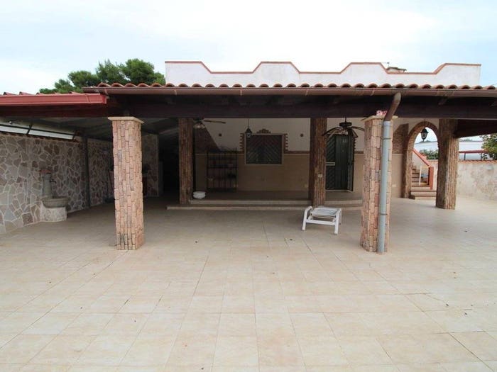 Casa con 5 locali in vendita in Strada, Marina Di Lizzano, Lizzano