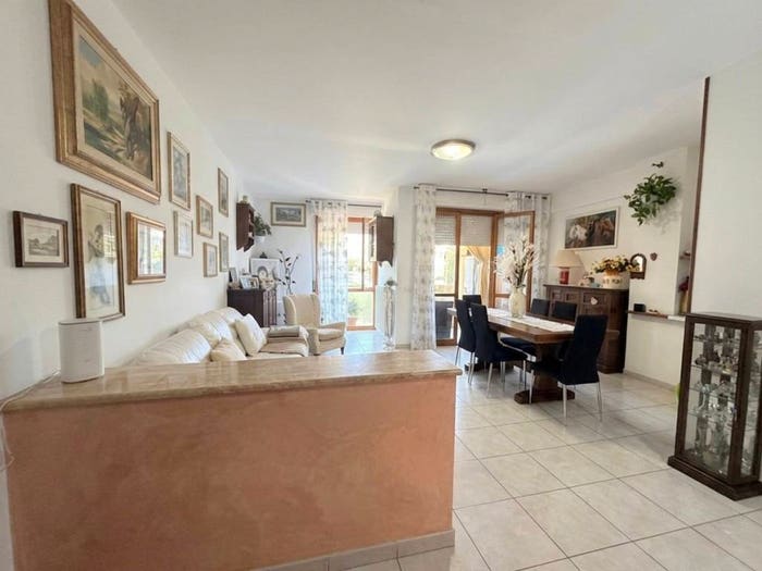 Appartamento con 6 locali in vendita in Via Palmiro Togliatti, Ovest Campi Alti, Follonica