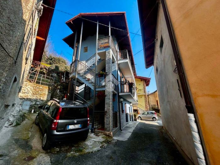 Casa trilocale in vendita in Via delle mura, Centro, Condove