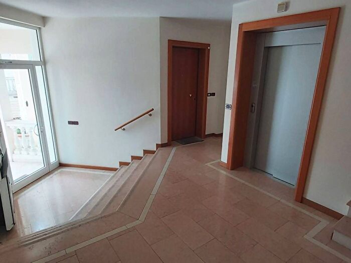 Appartamento trilocale in vendita in Via Bariglaria, Beivars, Udine