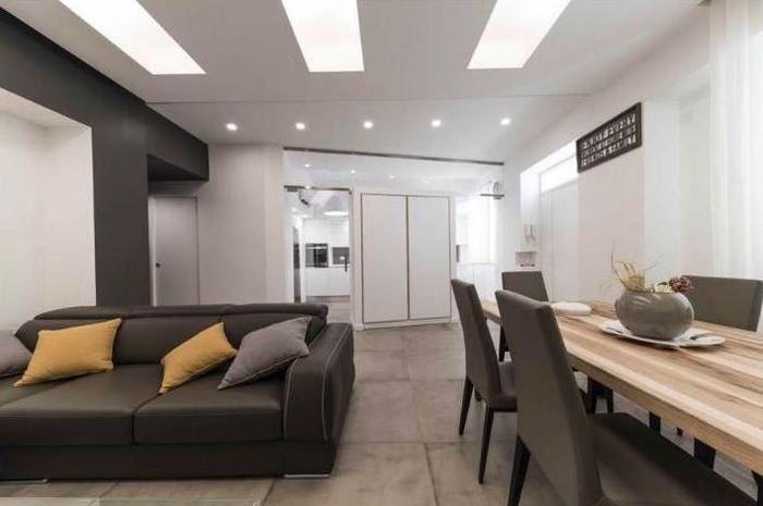 Appartamento trilocale in vendita in Via Santa Lucia, Santa Lucia, Napoli